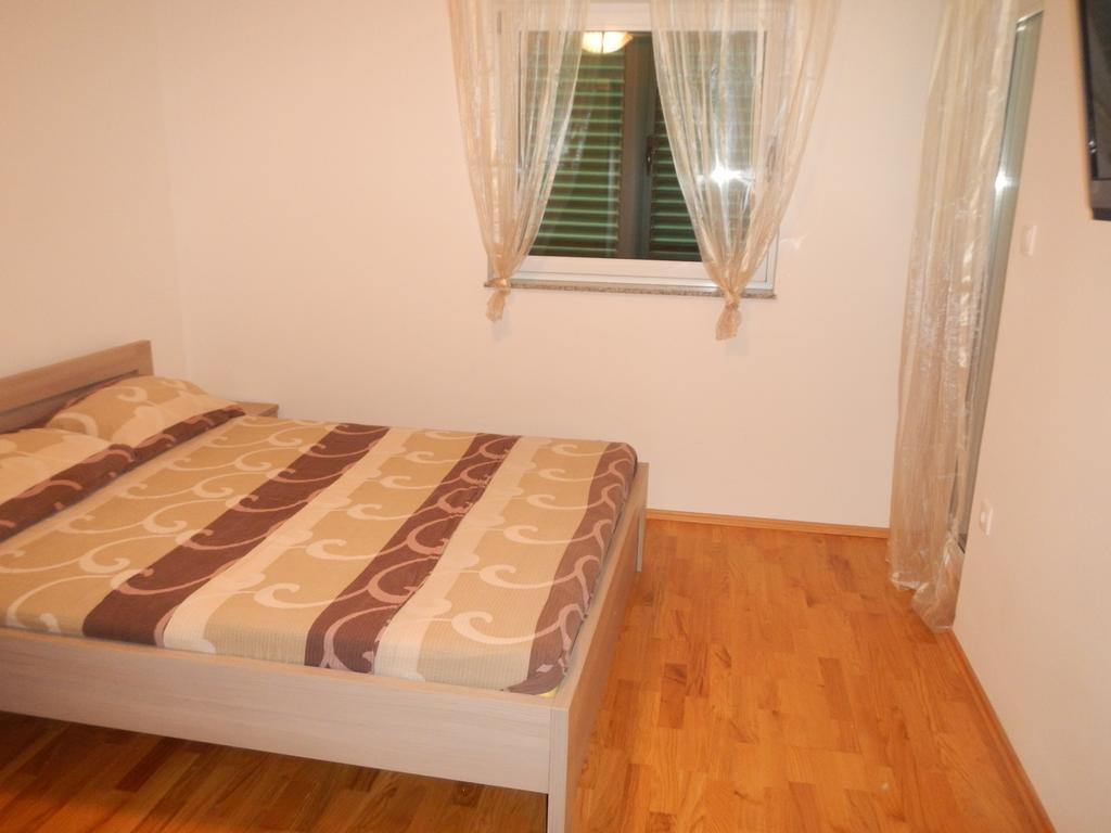 Apartments Eva Malinska Room photo